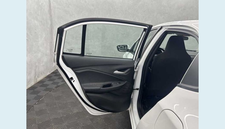 CHEVROLET CHEVROLET ONIX LT 1.0 TURBO FLEX MANUAL 4P - BRANCO - 2024 Foto 10 (Grande)