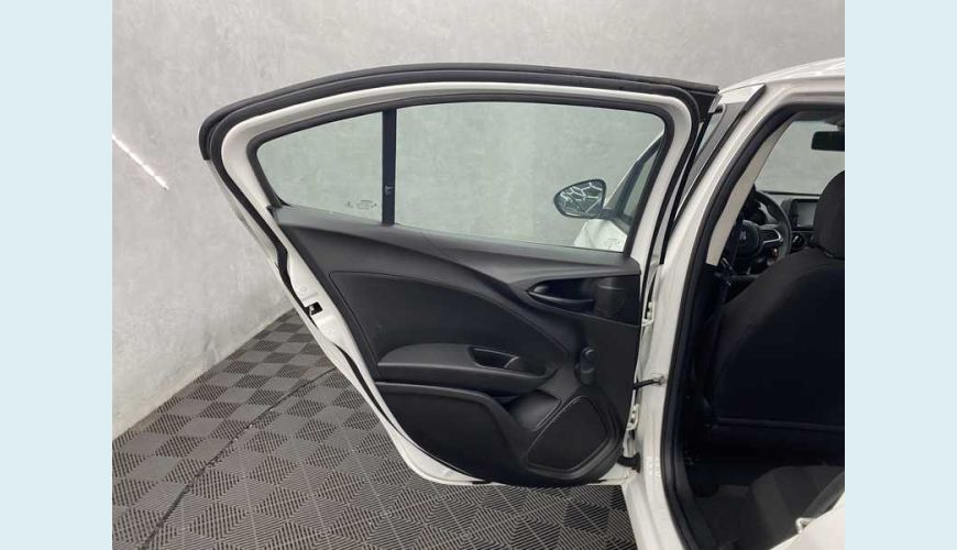 FIAT CRONOS 1.3 FLEX MANUAL 4P - BRANCO - 2022 Foto 10 (Grande)