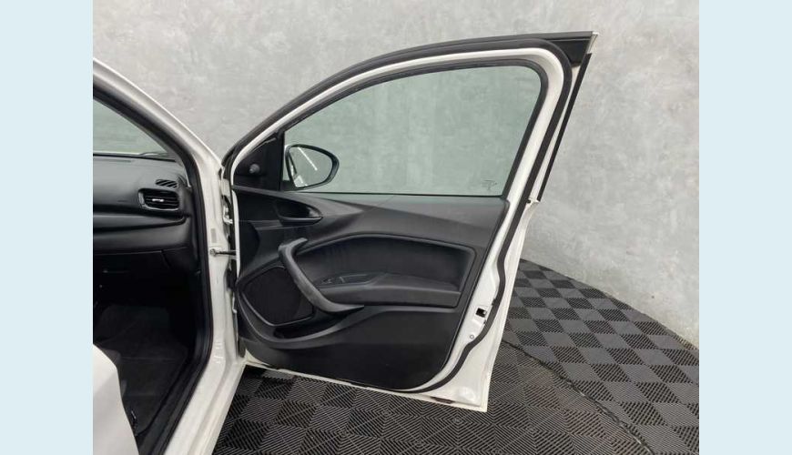 FIAT CRONOS DRIVE 1.3 S-DESIGN FLEX MANUAL 4P - BRANCO - 2022 Foto 10 (Grande)
