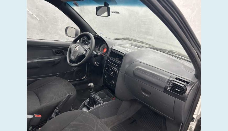 FIAT STRADA HARD WORKING 1.4 FLEX MANUAL 2P - BRANCO - 2019 Foto 10 (Grande)