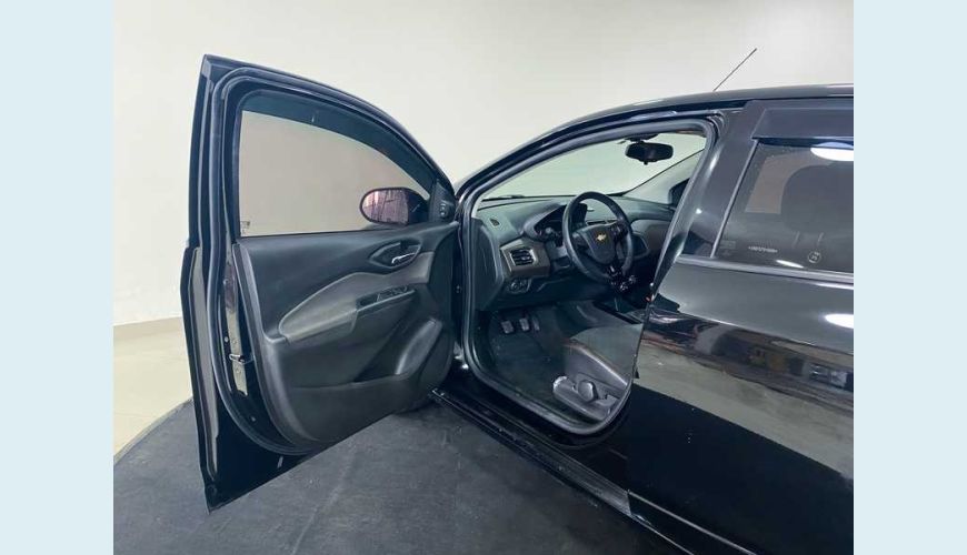 CHEVROLET PRISMA LTZ SPE/4 1.4 FLEX MANUAL 4P - PRETO - 2017 Foto 10 (Grande)