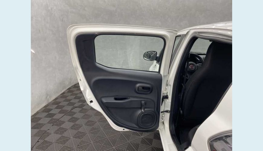 FIAT MOBI LIKE 1.0 FLEX MANUAL 4P - BRANCO - 2020 Foto 10 (Grande)