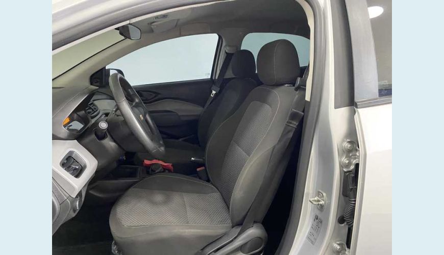 CHEVROLET PRISMA JOY 1.0 FLEX MANUAL 4P - PRATA - 2019 Foto 10 (Grande)