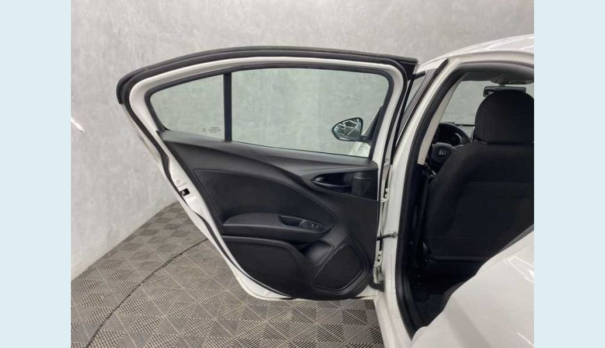 FIAT CRONOS DRIVE 1.3 FLEX MANUAL 4P - BRANCO - 2022 Foto 10 (Grande)
