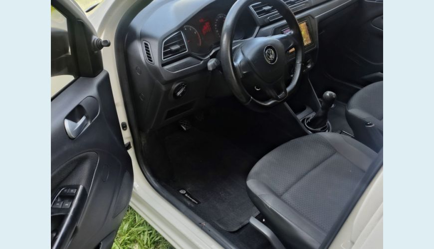 VOLKSWAGEN VOYAGE FLEX MANUAL 4P - BRANCO - 2018 Foto 10 (Grande)