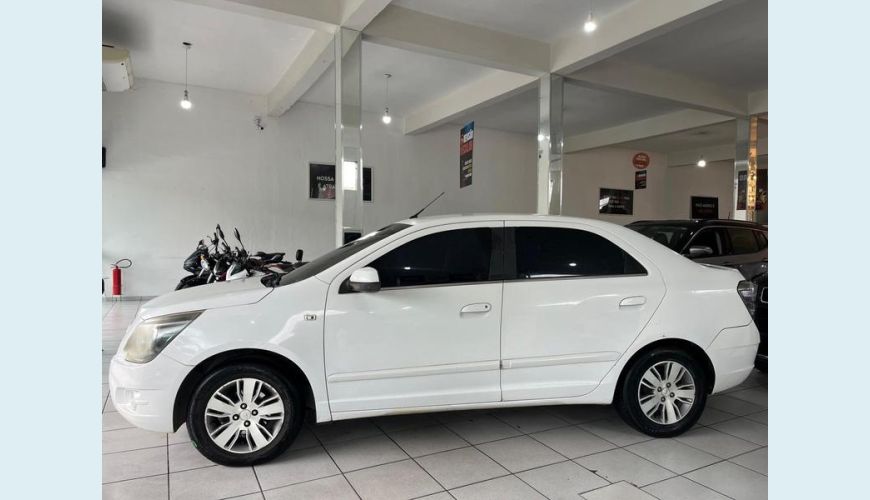 CHEVROLET COBALT LTZ 1.8 8V FLEX MANUAL 4P - BRANCO - 2013 Foto 10 (Grande)
