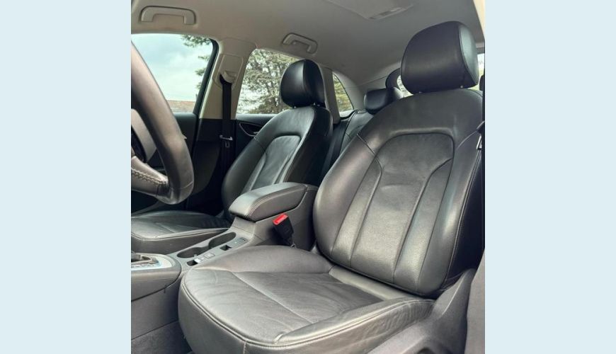AUDI Q3 1.4 TFSI FLEX AUT. 4P - BRANCO - 2019 Foto 10 (Grande)