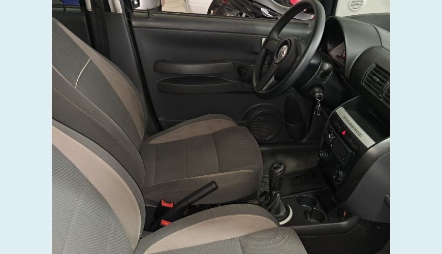 VOLKSWAGEN CROSSFOX 1.6 8V FLEX MANUAL 4P - PRETO - 2008 Foto 10 (Grande)