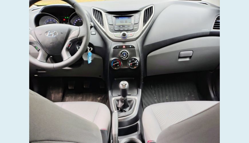 HYUNDAI HYUNDAI HB 20 FLEX MANUAL 4P - BRANCO - 2015 Foto 10 (Grande)