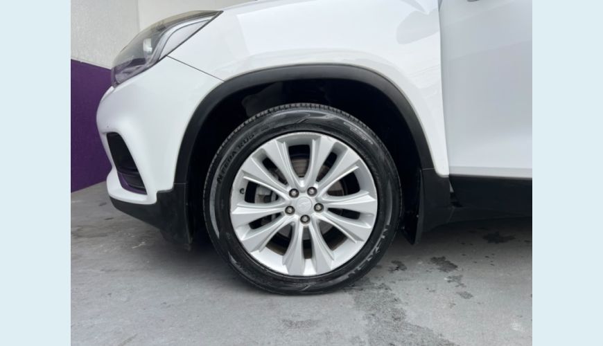 CHEVROLET TRACKER - BRANCO - 2017 Foto 10 (Grande)