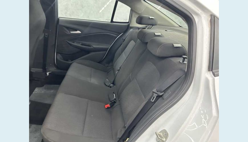 CHEVROLET ONIX PLUS LT 1.0 - BRANCO - 2024 Foto 10 (Grande)