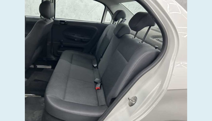 VOLKSWAGEN VOYAGE 1.0 MPI (FLEX) - BRANCO - 2023 Foto 10 (Grande)