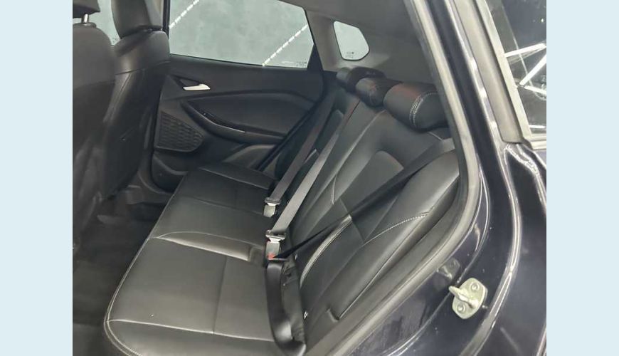 CHEVROLET TRACKER LTZ 1.0 TURBO (AUT.) - CINZA - 2025 Foto 10 (Grande)