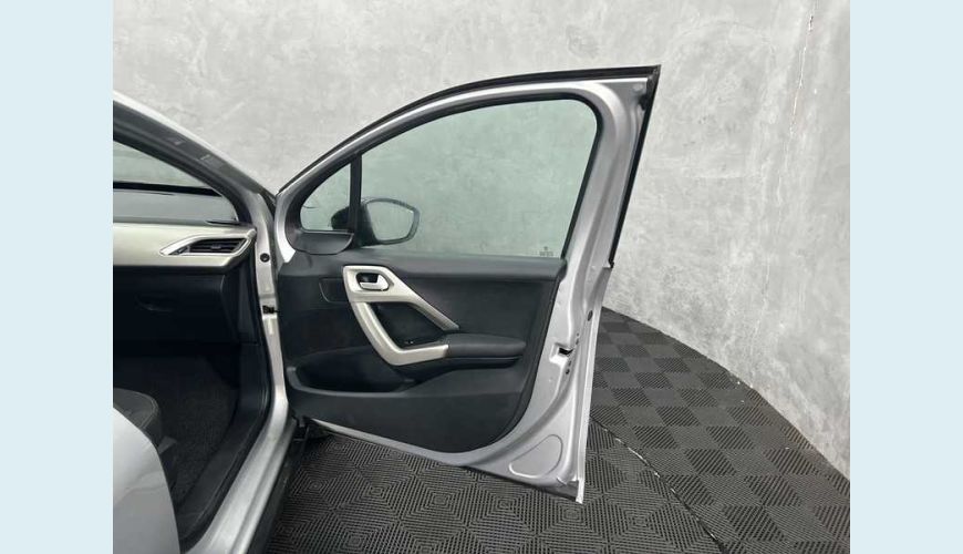 PEUGEOT 2008 ALLURE PACK 1.6 - PRATA - 2022 Foto 10 (Grande)