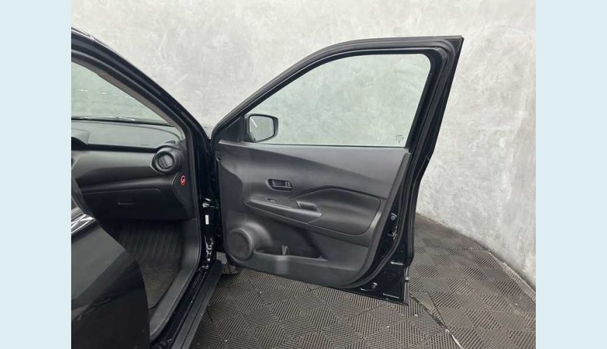 NISSAN KICKS ACTIVE 1.6 (FLEX) - PRETO - 2024 Foto 10 (Grande)
