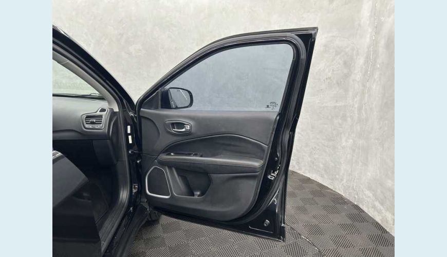 JEEP COMPASS 2.0 LONGITUDE 4X2 (AUT) (FLEX) - PRETO - 2021 Foto 10 (Grande)