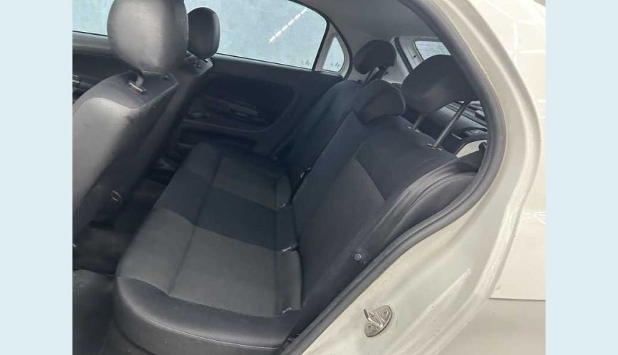VOLKSWAGEN GOL 1.0 12V (FLEX) - BRANCO - 2023 Foto 10 (Grande)