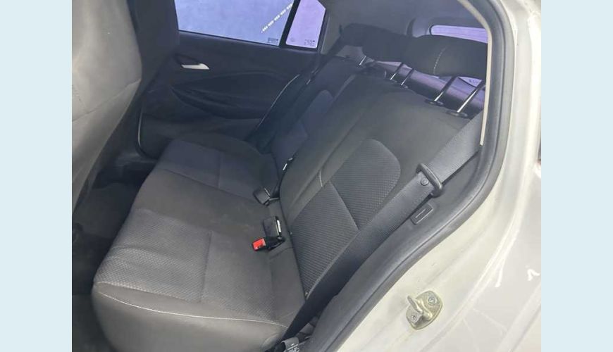 CHEVROLET ONIX LT 1.0 - BRANCO - 2023 Foto 10 (Grande)