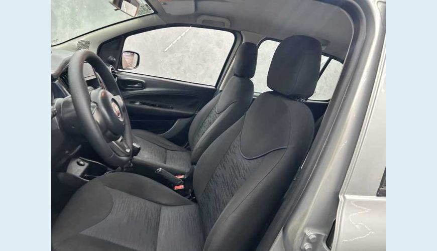 FIAT UNO ATTRACTIVE 1.0 8V (FLEX) 4P - PRATA - 2020 Foto 10 (Grande)