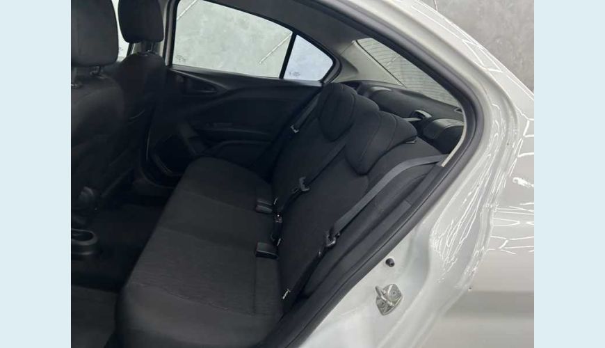 FIAT CRONOS DRIVE 1.3 (FLEX) MT - BRANCO - 2023 Foto 10 (Grande)