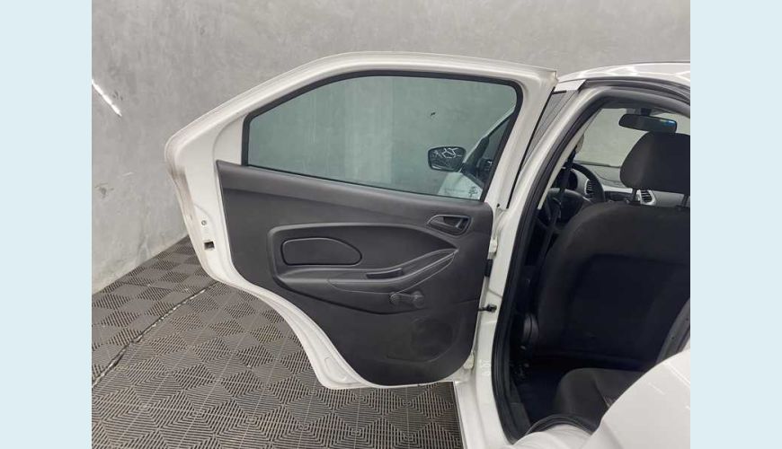 FORD KA 1.0 SE (FLEX) - BRANCO - 2021 Foto 10 (Grande)