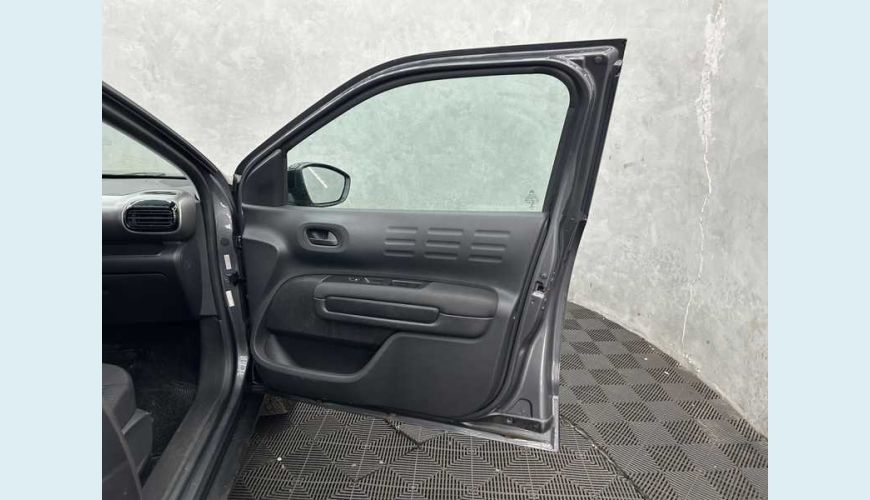 CITROËN C4 CACTUS 1.6 FEEL (AUT) (FLEX) - CINZA - 2023 Foto 10 (Grande)