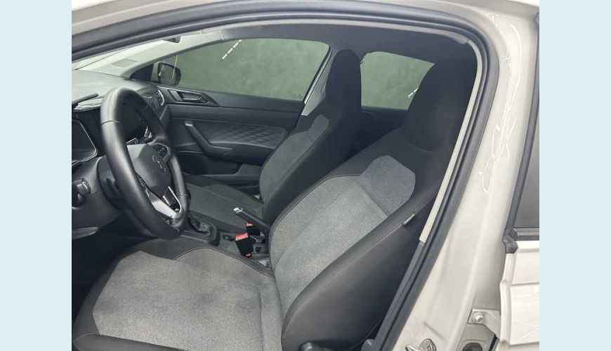 VOLKSWAGEN POLO COMFORTLINE (AUT) (FLEX) - BRANCO - 2023 Foto 10 (Grande)
