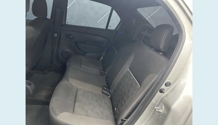 RENAULT LOGAN ZEN 1.0 - PRATA - 2024 Foto 10 (Grande)