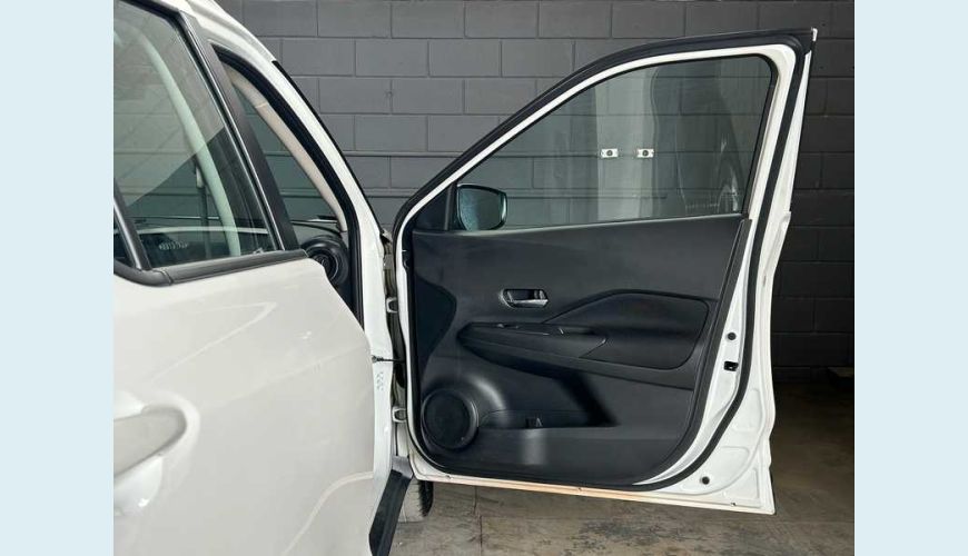 NISSAN KICKS SENSE CVT 1.6 (FLEX) - BRANCO - 2024 Foto 10 (Grande)