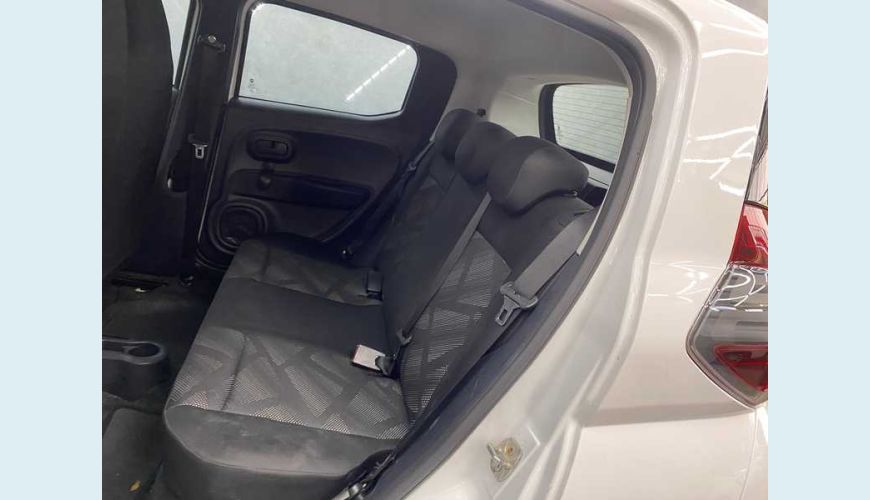 FIAT MOBI LIKE 1.0 (FLEX) - BRANCO - 2021 Foto 10 (Grande)