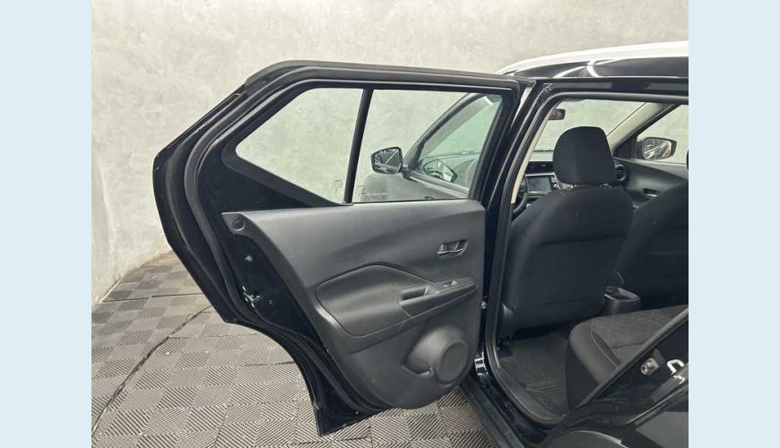 NISSAN KICKS SENSE CVT 1.6 (FLEX) - PRETO - 2024 Foto 10 (Grande)