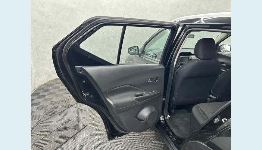 NISSAN KICKS SENSE CVT 1.6 (FLEX) - PRETO - 2024 Foto 10 (Grande)