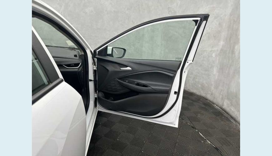 CHEVROLET ONIX LT 1.0 TURBO - BRANCO - 2025 Foto 10 (Grande)