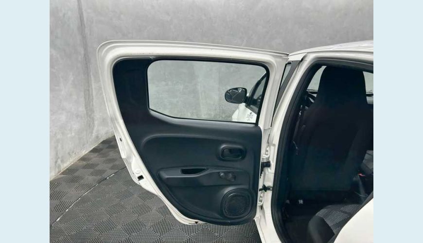 FIAT MOBI LIKE 1.0 (FLEX) - BRANCO - 2020 Foto 10 (Grande)