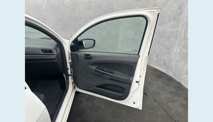 VOLKSWAGEN GOL 1.0 12V (FLEX) - BRANCO - 2022 Foto 10 (Grande)