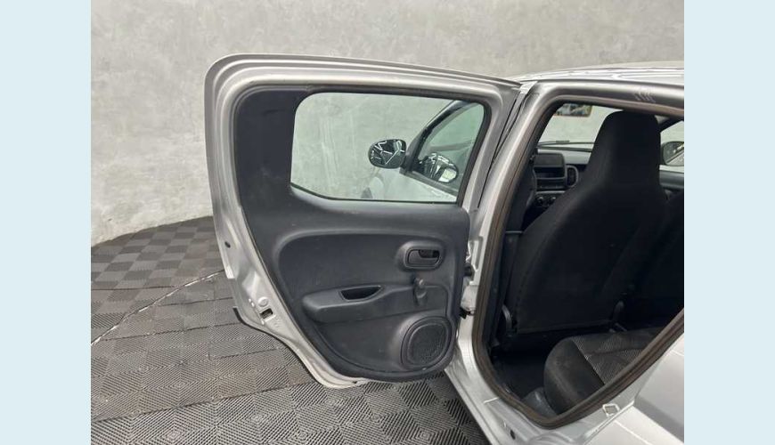 FIAT MOBI LIKE 1.0 - PRATA - 2024 Foto 10 (Grande)
