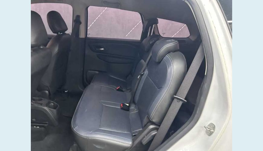 CHEVROLET SPIN PREMIER 1.8 (AUT.) - BRANCO - 2023 Foto 10 (Grande)