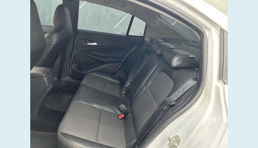 CHEVROLET ONIX PLUS LTZ 1.0 TURBO (AUT.) - BRANCO - 2025 Foto 10 (Grande)