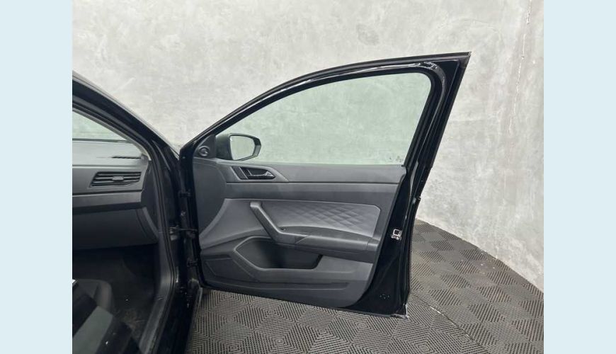 VOLKSWAGEN POLO TRACK 1.0 FLEX 12V 5P - PRETO - 2023 Foto 10 (Grande)
