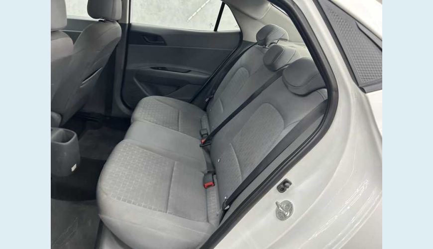 HYUNDAI HB 20S COMFORT 1.0 TURBO AT FLEX - BRANCO - 2023 Foto 10 (Grande)