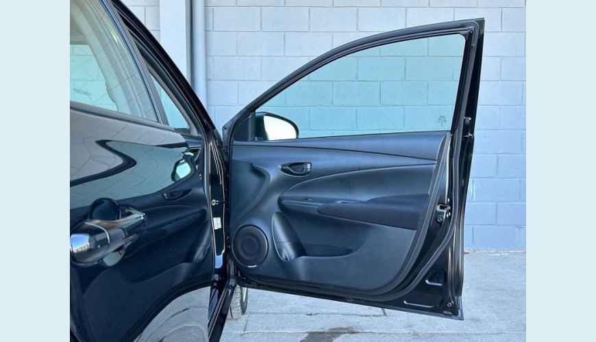 TOYOTA YARIS SEDAN XL 1.5 FLEX AUT. - PRETO - 2025 Foto 10 (Grande)