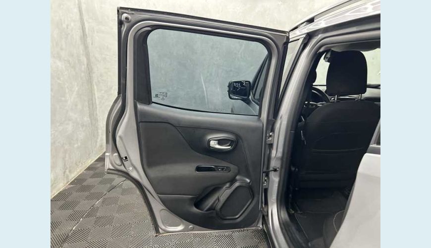 JEEP RENEGADE SPORT T270 1.3 TURBO 4X2 - PRATA - 2023 Foto 10 (Grande)