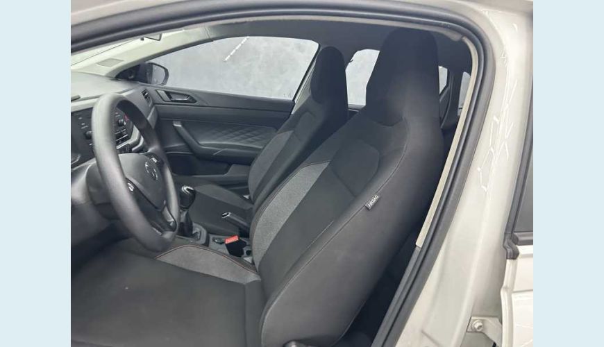 VOLKSWAGEN POLO TRACK 1.0 FLEX 12V 5P - BRANCO - 2023 Foto 10 (Grande)