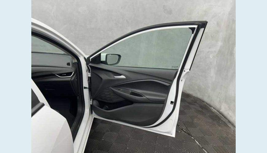 CHEVROLET ONIX LT 1.0 TURBO - BRANCO - 2025 Foto 10 (Grande)