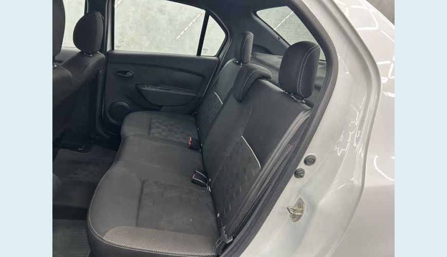 RENAULT LOGAN ZEN 1.0 - BRANCO - 2024 Foto 10 (Grande)