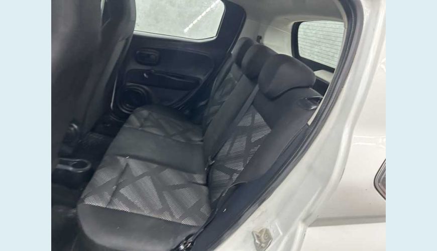 FIAT MOBI LIKE 1.0 FLEX - BRANCO - 2023 Foto 10 (Grande)