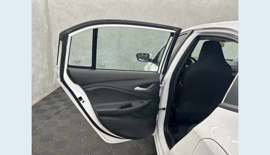 CHEVROLET ONIX LT 1.0 TURBO - BRANCO - 2024 Foto 10 (Grande)