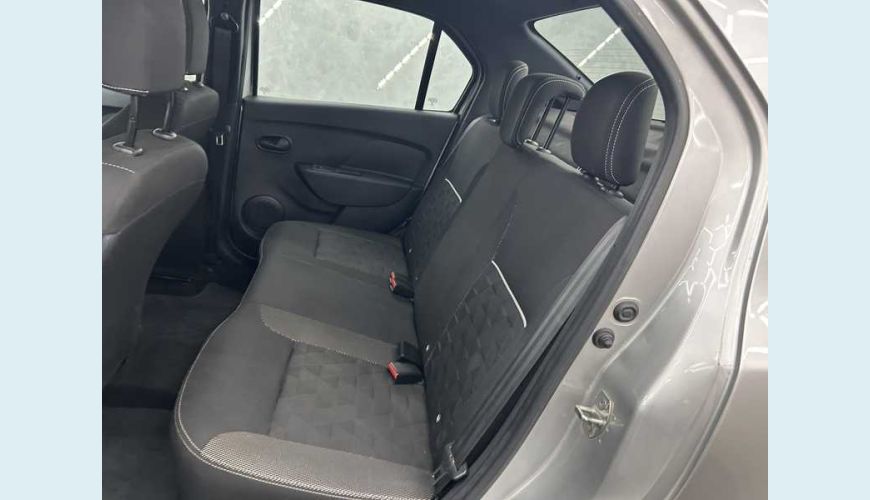 RENAULT LOGAN ZEN 1.0 - PRATA - 2024 Foto 10 (Grande)
