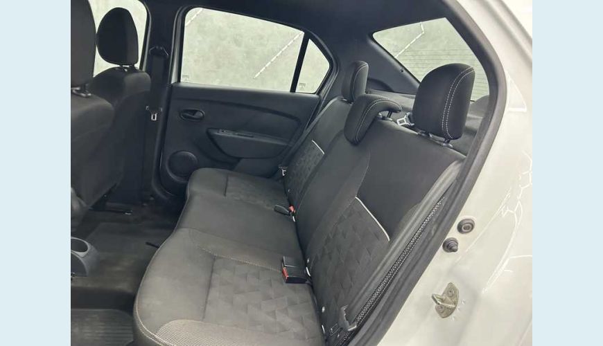 RENAULT LOGAN ZEN 1.0 12V SCE FLEX - BRANCO - 2023 Foto 10 (Grande)