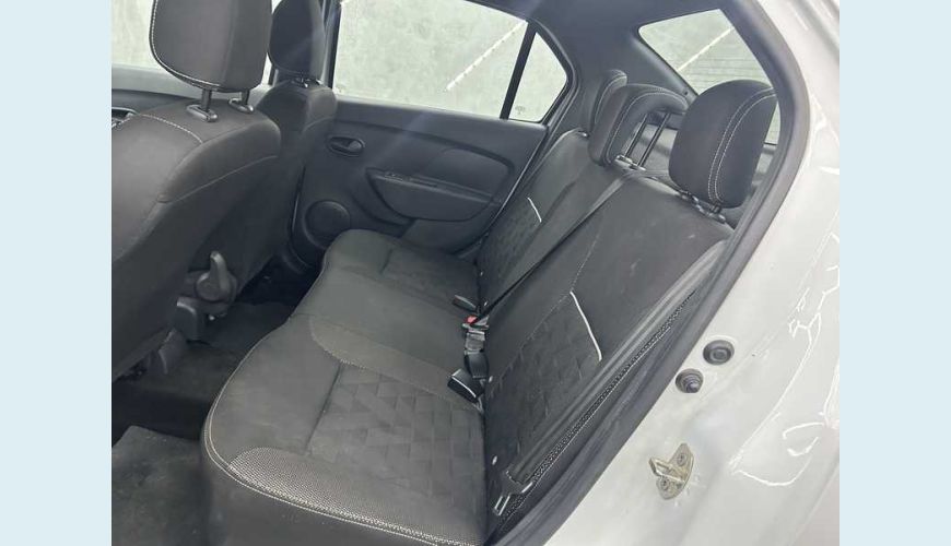 RENAULT LOGAN ZEN 1.0 - BRANCO - 2025 Foto 10 (Grande)